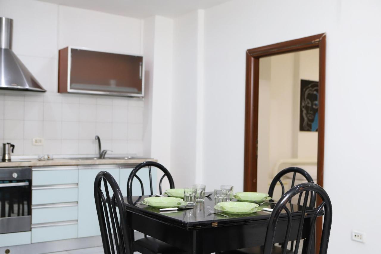 Napoli Centrale Budget Apartment Dış mekan fotoğraf